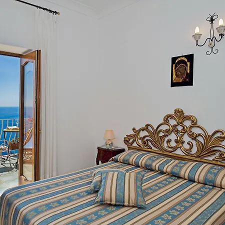 洛萨德温提酒店