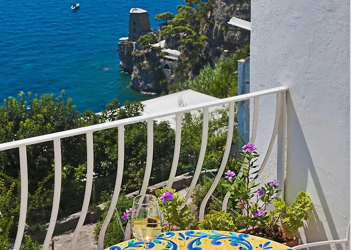 洛萨德温提酒店 3*