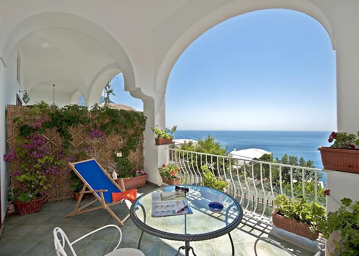 洛萨德温提酒店