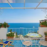 라 로사 데이 벤티 아파트호텔