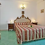 라 로사 데이 벤티 3*