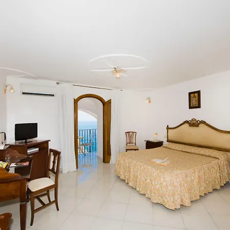 Aparthotel La Rosa Dei Venti