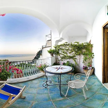 Hotel apartamentowy La Rosa Dei Venti Positano