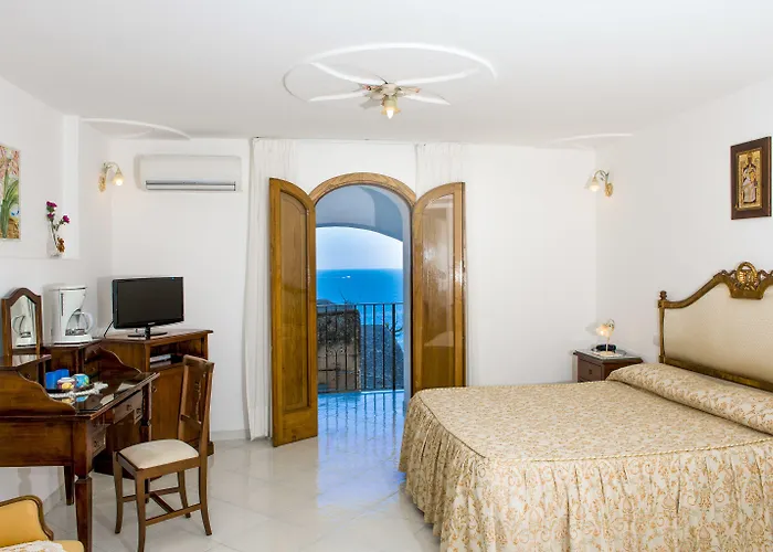 La Rosa Dei Venti Aparthotel Positano