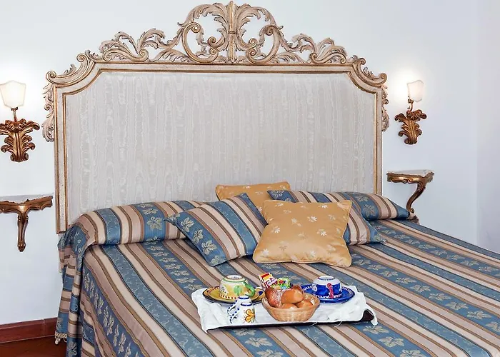 Aparthotel La Rosa Dei Venti Positano