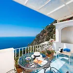 Apartmanhotel La Rosa Dei Venti 3*